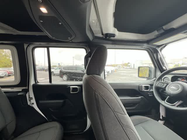 2027 Jeep Wrangler WRANGLER 4-DOOR SPORT S
