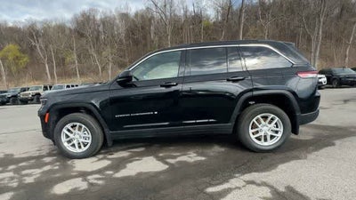 2026 Jeep Grand Cherokee GRAND CHEROKEE LAREDO 4X4