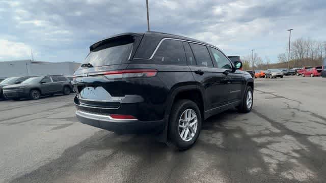 2026 Jeep Grand Cherokee GRAND CHEROKEE LAREDO 4X4