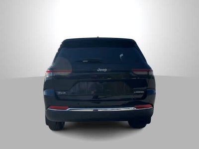 2027 Jeep Grand Cherokee GRAND CHEROKEE LAREDO X 4X4