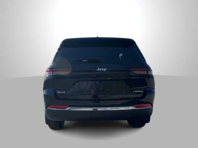 2027 Jeep Grand Cherokee GRAND CHEROKEE LAREDO X 4X4