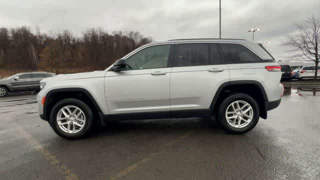 2026 Jeep Grand Cherokee GRAND CHEROKEE LAREDO 4X4
