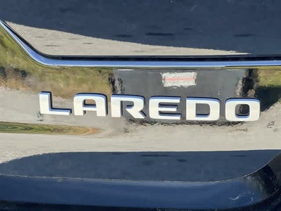 2027 Jeep Grand Cherokee GRAND CHEROKEE LAREDO X 4X4
