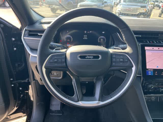 2027 Jeep Grand Cherokee GRAND CHEROKEE LAREDO X 4X4