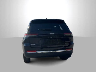 2027 Jeep Grand Cherokee GRAND CHEROKEE LAREDO X 4X4