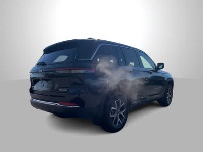 2027 Jeep Grand Cherokee GRAND CHEROKEE LAREDO X 4X4