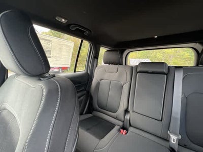 2027 Jeep Grand Cherokee GRAND CHEROKEE LAREDO X 4X4