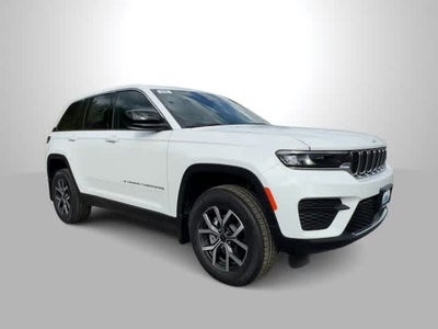 2027 Jeep Grand Cherokee GRAND CHEROKEE LAREDO X 4X4