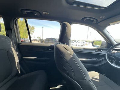 2026 Jeep Grand Cherokee GRAND CHEROKEE LAREDO X 4X4