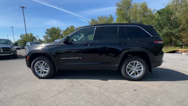 2026 Jeep Grand Cherokee GRAND CHEROKEE LAREDO X 4X4