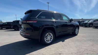 2026 Jeep Grand Cherokee GRAND CHEROKEE LAREDO X 4X4