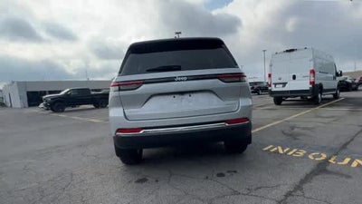 2026 Jeep Grand Cherokee GRAND CHEROKEE LAREDO X 4X4