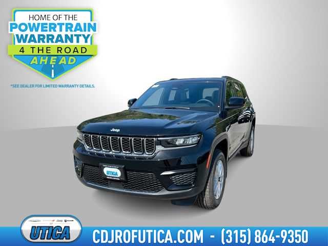 2026 Jeep Grand Cherokee GRAND CHEROKEE LAREDO X 4X4