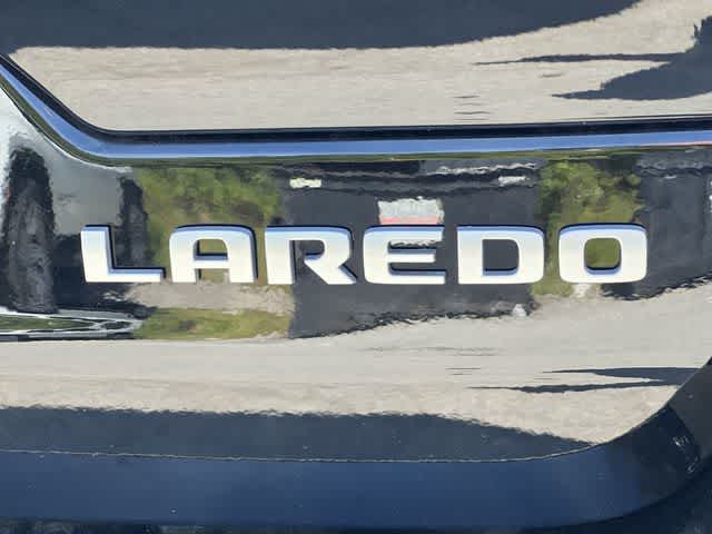 2026 Jeep Grand Cherokee GRAND CHEROKEE LAREDO X 4X4