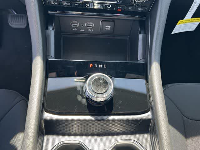 2026 Jeep Grand Cherokee GRAND CHEROKEE LAREDO X 4X4
