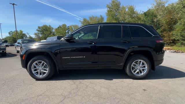 2026 Jeep Grand Cherokee GRAND CHEROKEE LAREDO X 4X4