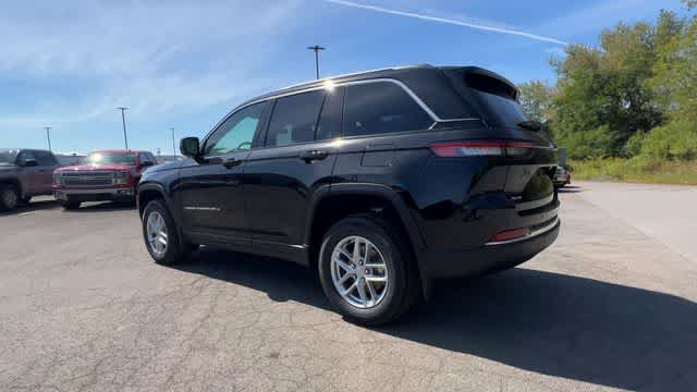 2026 Jeep Grand Cherokee GRAND CHEROKEE LAREDO X 4X4