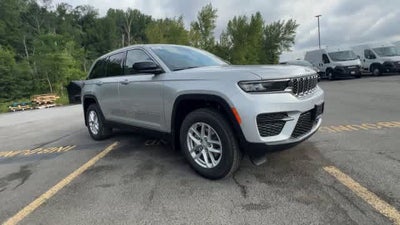 2026 Jeep Grand Cherokee GRAND CHEROKEE LAREDO X 4X4