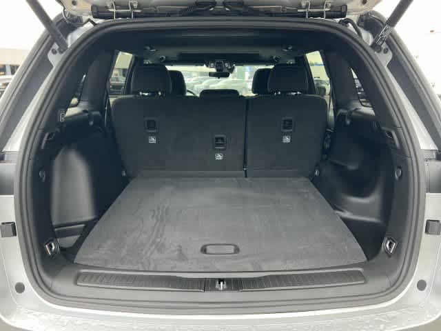 2026 Jeep Grand Cherokee GRAND CHEROKEE LAREDO X 4X4