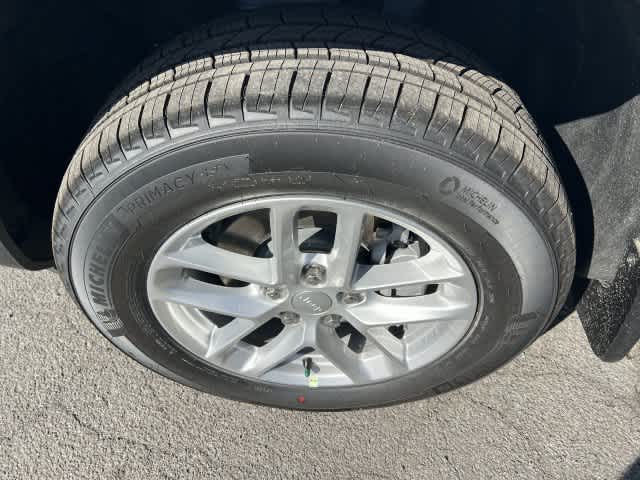 2026 Jeep Grand Cherokee GRAND CHEROKEE LAREDO X 4X4