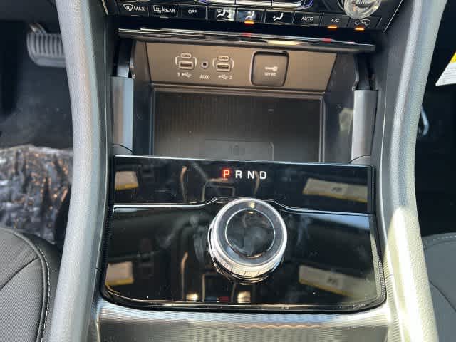 2026 Jeep Grand Cherokee GRAND CHEROKEE LAREDO X 4X4
