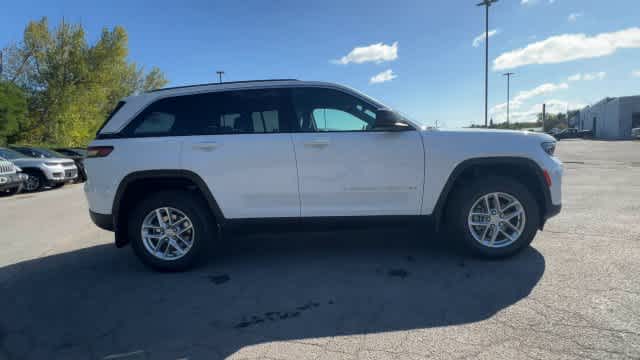 2026 Jeep Grand Cherokee GRAND CHEROKEE LAREDO X 4X4
