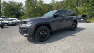 2026 Jeep Grand Cherokee GRAND CHEROKEE LAREDO ALTITUDE 4X4