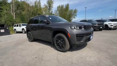 2026 Jeep Grand Cherokee GRAND CHEROKEE LAREDO ALTITUDE 4X4