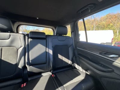 2027 Jeep Grand Cherokee GRAND CHEROKEE LAREDO ALTITUDE 4X4