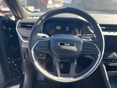 2027 Jeep Grand Cherokee GRAND CHEROKEE LAREDO ALTITUDE 4X4