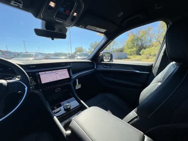 2027 Jeep Grand Cherokee GRAND CHEROKEE LIMITED 4X4