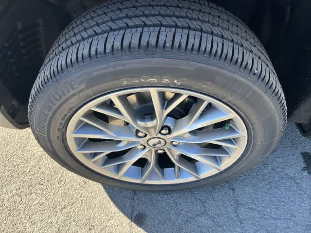 2027 Jeep Grand Cherokee GRAND CHEROKEE LIMITED 4X4