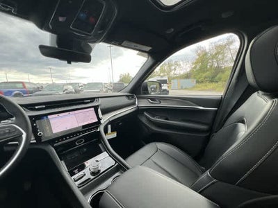 2027 Jeep Grand Cherokee GRAND CHEROKEE LIMITED 4X4