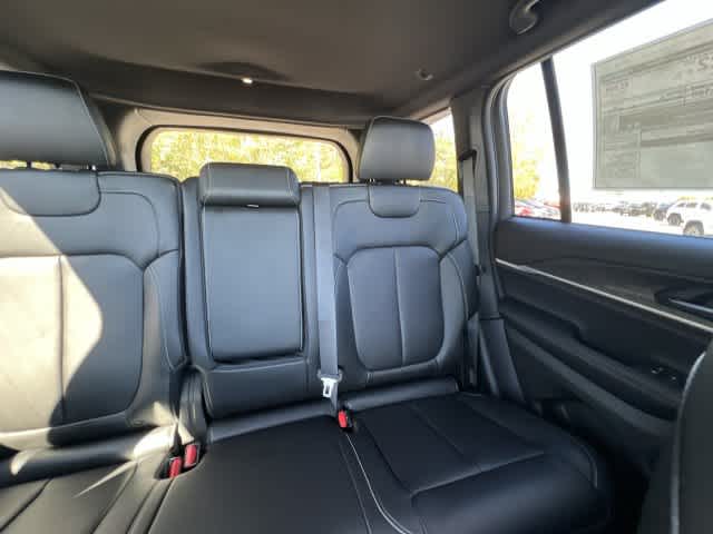 2027 Jeep Grand Cherokee GRAND CHEROKEE LIMITED 4X4