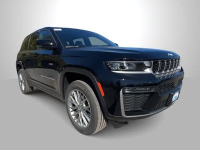2027 Jeep Grand Cherokee GRAND CHEROKEE LIMITED 4X4