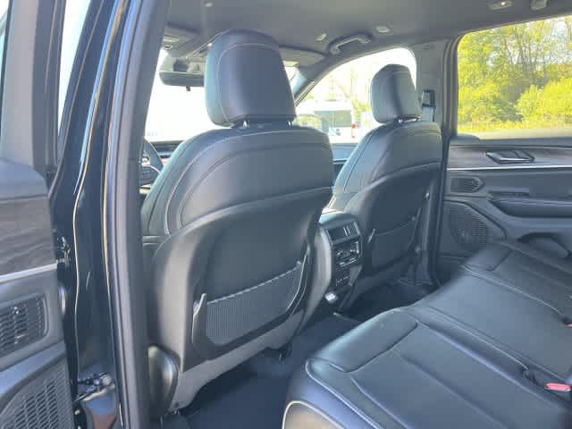 2027 Jeep Grand Cherokee GRAND CHEROKEE LIMITED 4X4