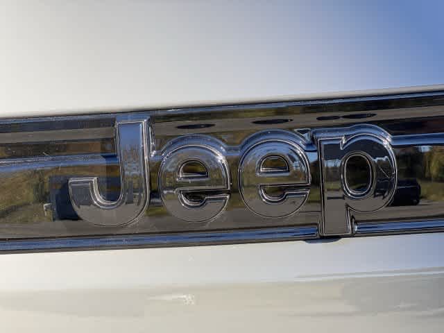 2027 Jeep Grand Cherokee GRAND CHEROKEE LIMITED 4X4