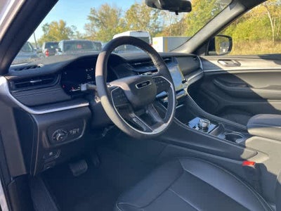 2027 Jeep Grand Cherokee GRAND CHEROKEE LIMITED 4X4