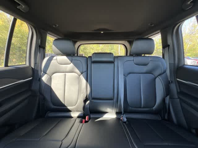 2027 Jeep Grand Cherokee GRAND CHEROKEE LIMITED 4X4