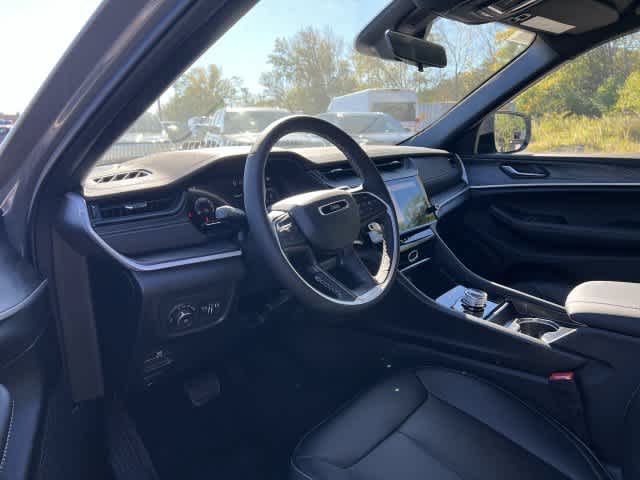 2027 Jeep Grand Cherokee GRAND CHEROKEE LIMITED 4X4