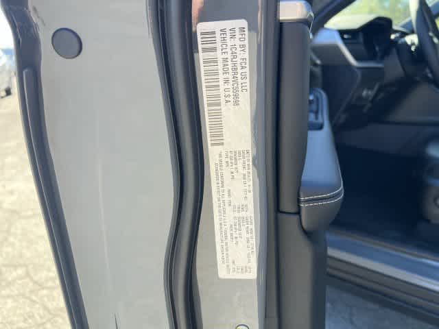 2027 Jeep Grand Cherokee GRAND CHEROKEE LIMITED 4X4