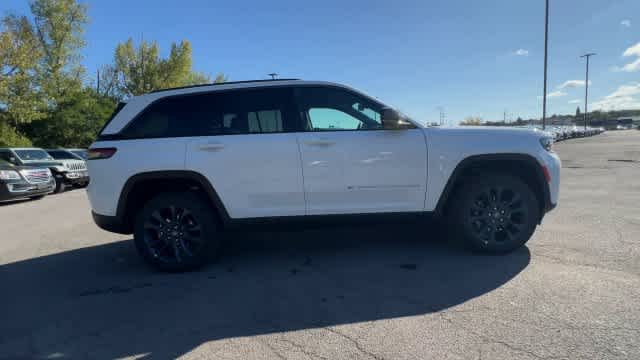 2026 Jeep Grand Cherokee GRAND CHEROKEE 85TH ANNIVERSARY EDITION 4X4