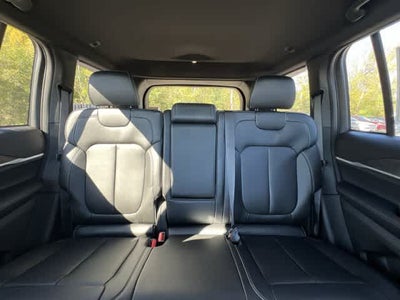 2027 Jeep Grand Cherokee GRAND CHEROKEE LIMITED 4X4
