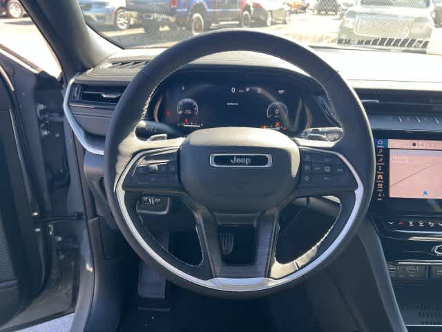 2027 Jeep Grand Cherokee GRAND CHEROKEE LIMITED 4X4