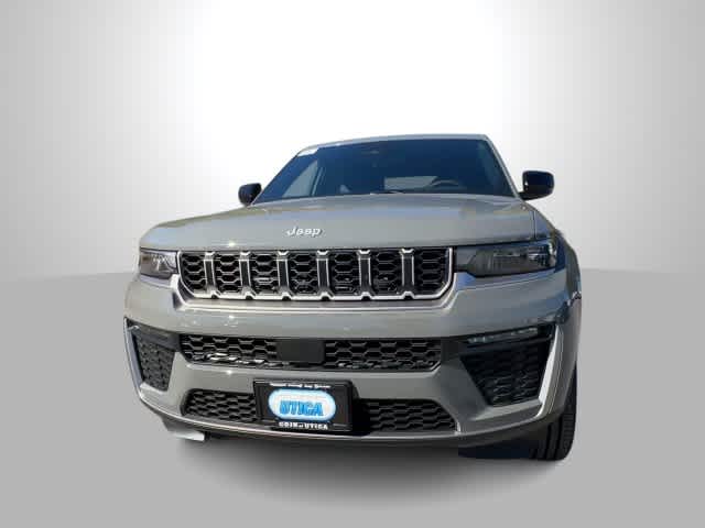 2027 Jeep Grand Cherokee GRAND CHEROKEE LIMITED 4X4