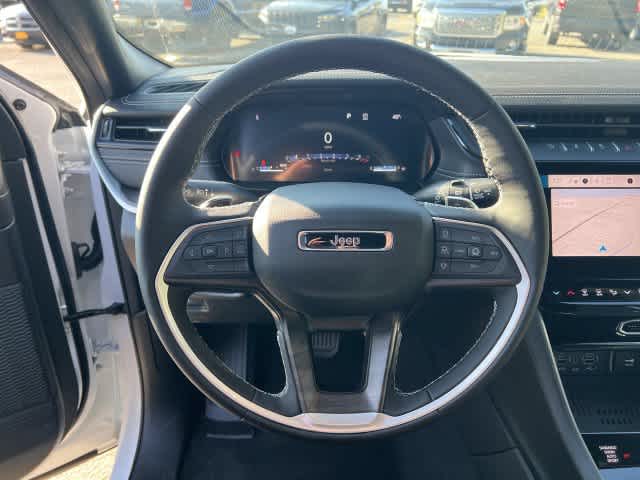 2027 Jeep Grand Cherokee GRAND CHEROKEE LIMITED 4X4