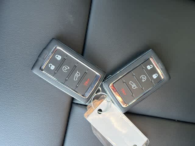 2027 Jeep Grand Cherokee GRAND CHEROKEE LIMITED 4X4