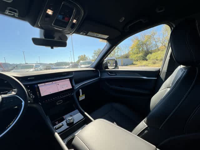 2027 Jeep Grand Cherokee GRAND CHEROKEE LIMITED 4X4