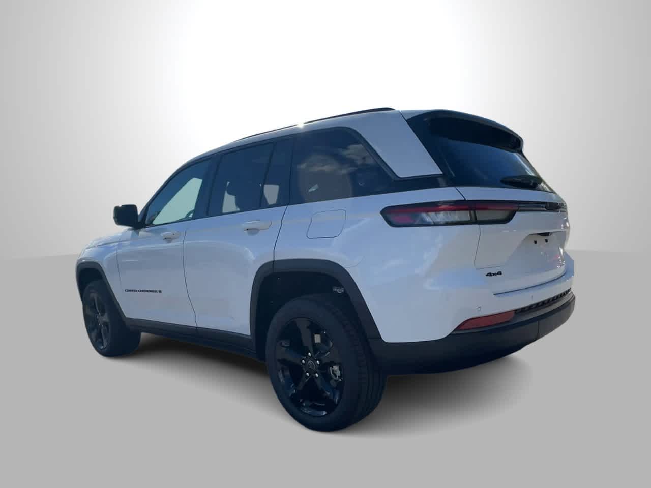 2027 Jeep Grand Cherokee GRAND CHEROKEE LIMITED 4X4
