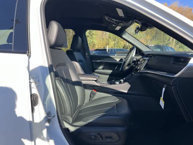 2027 Jeep Grand Cherokee GRAND CHEROKEE L LIMITED 4X4